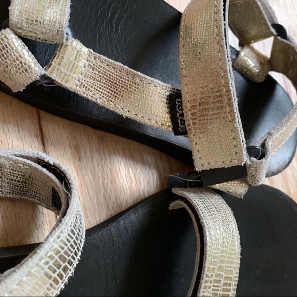 Champagne Gold Teva Sandal - Picture 4 of 7